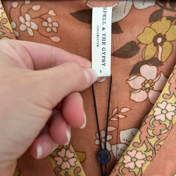 Spell & the Gypsy Buttercup gown - Picture 6 of 9